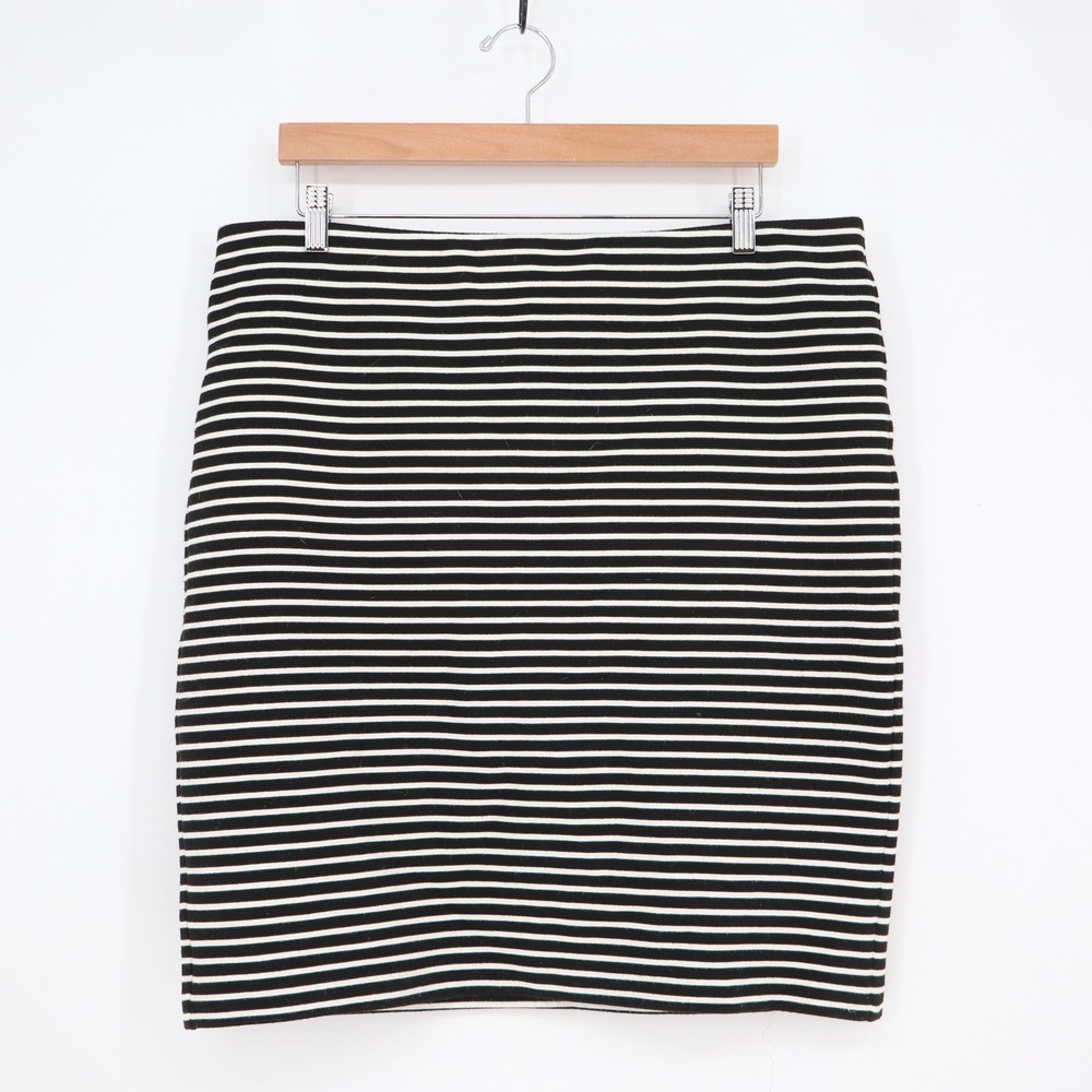 LOFT Skirt Womens XL Pencil Black White Striped Stretch Knit Excellent